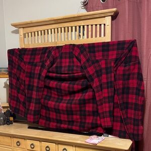 Red and Black Plaid Men’s Robe